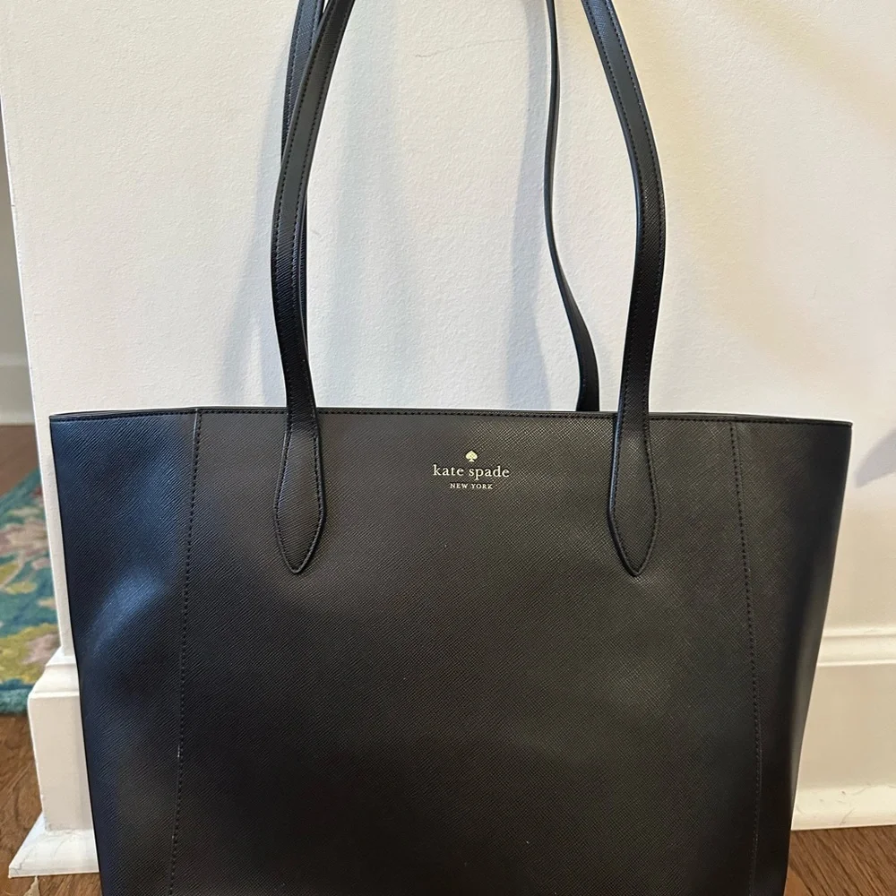 Kate Spade Elegant Black Tote - Picture 1 of 4